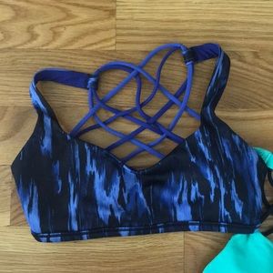 Lululemon free to be wild bra / blue - sz 4